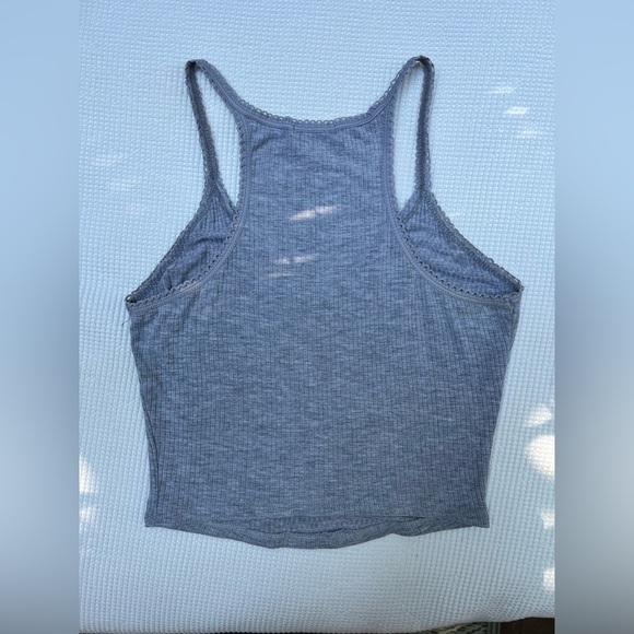 Cropped Tank - Picture 3 of 3